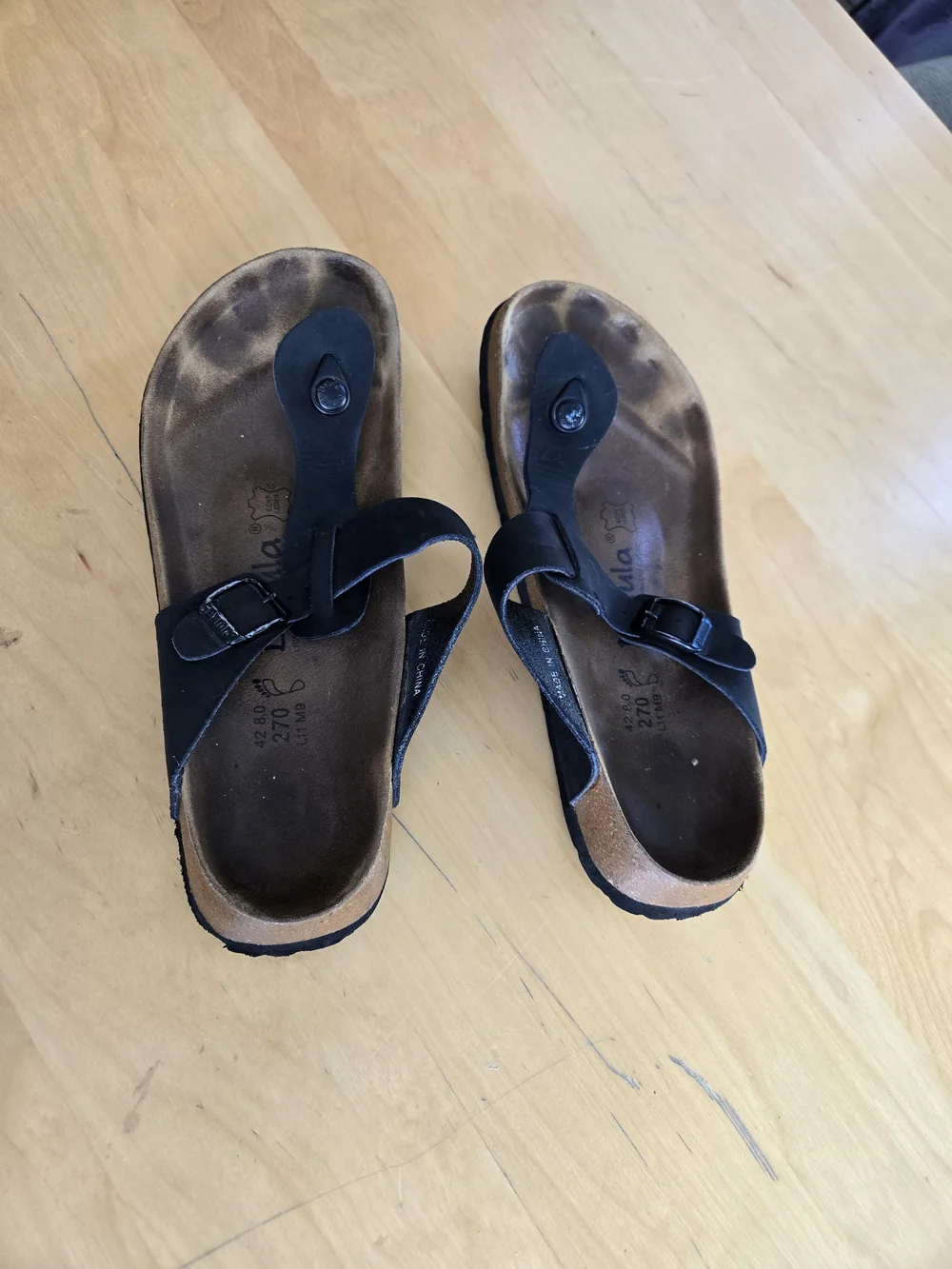 Birkenstocks Gizeh Sandals Size 42 EU, Ladies Sz 11, Men's Sz 9